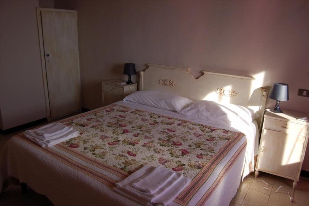 Casa Betania Hotel Cortona Room photo